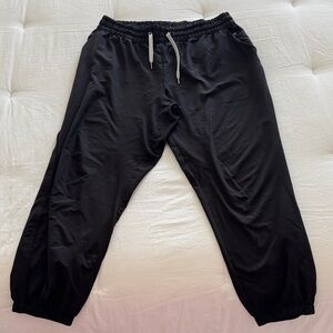 Vuori joggers